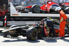 29.05.2011 Monaco, Monte Carlo, Crashed car of Vitaly Petrov (RUS), Lotus Renault GP - Formula 1 World Championship, Rd 6, Monaco Grand Prix, Sunday Race