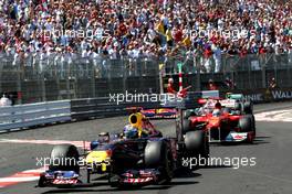 29.05.2011 Monte Carlo, Monaco,  Sebastian Vettel (GER), Red Bull Racing leads Fernando Alonso (ESP), Scuderia Ferrari - Formula 1 World Championship, Rd 06, Monaco Grand Prix, Sunday Race