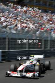 28.05.2011 Monaco, Monte Carlo, Sergio Perez (MEX), Sauber F1 Team, C30 - Formula 1 World Championship, Rd 6, Monaco Grand Prix, Saturday Qualifying