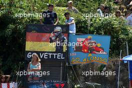 26.05.2011 Monte Carlo, Monaco,  Fans of Sebastian Vettel (GER), Red Bull Racing and Fernando Alonso (ESP), Scuderia Ferrari - Formula 1 World Championship, Rd 06, Monaco Grand Prix, Thursday