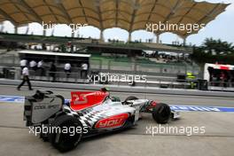 08.04.2011 Sepang, Malaysia,  Vitantonio Liuzzi (ITA), Hispania Racing Team, HRT  - Formula 1 World Championship, Rd 02, Malaysian Grand Prix, Friday Practice