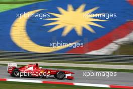 08.04.2011 Sepang, Malaysia,  Fernando Alonso (ESP), Scuderia Ferrari - Formula 1 World Championship, Rd 02, Malaysian Grand Prix, Friday Practice