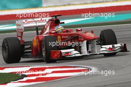 08.04.2011 Sepang, Malaysia,  Fernando Alonso (ESP), Scuderia Ferrari  - Formula 1 World Championship, Rd 02, Malaysian Grand Prix, Friday Practice