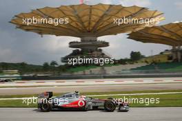 08.04.2011 Sepang, Malaysia,  Jenson Button (GBR), McLaren Mercedes - Formula 1 World Championship, Rd 02, Malaysian Grand Prix, Friday Practice