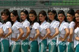 10.04.2011 Sepang, Malaysia,  Grid girl - Formula 1 World Championship, Rd 02, Malaysian Grand Prix, Sunday Grid Girl