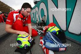 10.04.2011 Sepang, Malaysia,  Felipe Massa (BRA), Scuderia Ferrari with his friends name on his helmet who passed away - Formula 1 World Championship, Rd 02, Malaysian Grand Prix, Sunday Race
