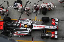 10.04.2011 Sepang, Malaysia,  Lewis Hamilton (GBR), McLaren Mercedes  pit stop - Formula 1 World Championship, Rd 02, Malaysian Grand Prix, Sunday Race