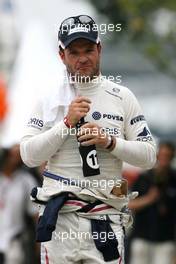 09.04.2011 Sepang, Malaysia,  Rubens Barrichello (BRA), Williams F1 Team  - Formula 1 World Championship, Rd 02, Malaysian Grand Prix, Saturday Qualifying