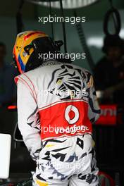 09.04.2011 Sepang, Malaysia,  Lewis Hamilton (GBR), McLaren Mercedes with his special overalls for Saturday  - Formula 1 World Championship, Rd 02, Malaysian Grand Prix, Saturday Practice