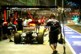 23.09.2011 Singapore, Singapore,  Rubens Barrichello (BRA), Williams F1 Team  - Formula 1 World Championship, Rd 14, Singapore Grand Prix, Friday Practice