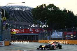 23.09.2011 Singapore, Singapore,  Mark Webber (AUS), Red Bull Racing  - Formula 1 World Championship, Rd 14, Singapore Grand Prix, Friday Practice