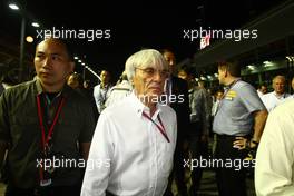 25.09.2011 Singapore, Singapore, Bernie Ecclestone (GBR)  - Formula 1 World Championship, Rd 14, Singapore Grand Prix, Sunday Pre-Race Grid