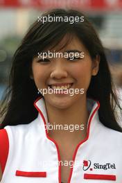 24.09.2011 Singapore, Singapore,  Grid girl - Formula 1 World Championship, Rd 14, Singapore Grand Prix, Saturday