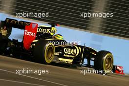 24.09.2011 Singapore, Singapore,  Bruno Senna (BRE), Renault F1 Team  - Formula 1 World Championship, Rd 14, Singapore Grand Prix, Saturday Qualifying