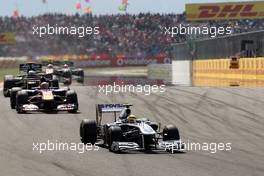 08.05.2011 Istanbul, Turkey,  Pastor Maldonado (VEN), AT&T Williams, FW33 leads Jaime Alguersuari (ESP), Scuderia Toro Rosso, STR06 - Formula 1 World Championship, Rd 04, Turkish Grand Prix, Sunday Race