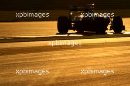 11.11.2011 Abu Dhabi, Abu Dhabi,  Fernando Alonso (ESP), Scuderia Ferrari  - Formula 1 World Championship, Rd 18, Abu Dhabi Grand Prix, Friday Practice