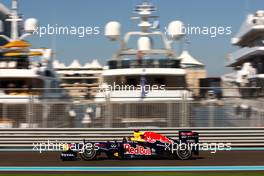 11.11.2011 Abu Dhabi, Abu Dhabi,  Sebastian Vettel (GER), Red Bull Racing  - Formula 1 World Championship, Rd 18, Abu Dhabi Grand Prix, Friday Practice
