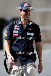 11.11.2011 Abu Dhabi, Abu Dhabi,  Jaime Alguersuari (ESP), Scuderia Toro Rosso  - Formula 1 World Championship, Rd 18, Abu Dhabi Grand Prix, Friday