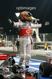 13.11.2011 Abu Dhabi, Abu Dhabi,  Lewis Hamilton (GBR), McLaren Mercedes  - Formula 1 World Championship, Rd 18, Abu Dhabi Grand Prix, Sunday Podium