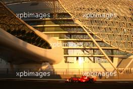 12.11.2011 Abu Dhabi, Abu Dhabi,  Fernando Alonso (ESP), Scuderia Ferrari  - Formula 1 World Championship, Rd 18, Abu Dhabi Grand Prix, Saturday Qualifying