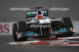 12.11.2011 Abu Dhabi, Abu Dhabi, Michael Schumacher (GER), Mercedes GP Petronas F1 Team  - Formula 1 World Championship, Rd 18, Abu Dhabi Grand Prix, Saturday Practice