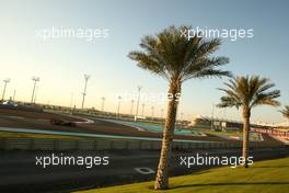 12.11.2011 Abu Dhabi, Abu Dhabi,  Vitaly Petrov (RUS), Lotus Renalut F1 Team  - Formula 1 World Championship, Rd 18, Abu Dhabi Grand Prix, Saturday Qualifying