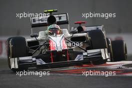 12.11.2011 Abu Dhabi, Abu Dhabi, Vitantonio Liuzzi (ITA), HRT Formula One Team  - Formula 1 World Championship, Rd 18, Abu Dhabi Grand Prix, Saturday Practice