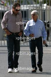 13.11.2011 Abu Dhabi, Abu Dhabi,  Gerhard  Berger (AUT) and Bernie Ecclestone (GBR)  - Formula 1 World Championship, Rd 18, Abu Dhabi Grand Prix, Sunday