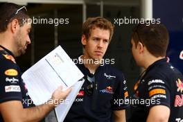 10.11.2011 Abu Dhabi, Abu Dhabi,  Sebastian Vettel (GER), Red Bull Racing  - Formula 1 World Championship, Rd 18, Abu Dhabi Grand Prix, Thursday