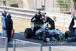 01.02.2011 Valencia, Spain,  Nico Rosberg (GER), Mercedes GP Petronas F1 Team, stops on cirucit - Formula 1 Testing - Formula 1 World Championship 2011