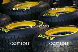 01.02.2011 Valencia, Spain,  Pirelli tyres  - Formula 1 Testing - Formula 1 World Championship 2011