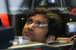 02.02.2011 Valencia, Spain,  Narain Karthikeyan (IND), Hispania Racing Team, HRT  - Formula 1 Testing - Formula 1 World Championship 2011