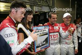 09.06.2011 Le Mans, France, Qualifying, #2 Audi Sport Team Joest Audi R18 TDI:  Andre Lotterer, Benoit Treluyer, Marcel Faessler on Pole - 24 Hour of Le Mans 2011