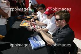 29.01.2011 Daytona Beach, Autograph Session, #02 Chip Ganassi Racing with Felix Sabates BMW Riley: Jamie McMurray, Scott Dixon, Dario Franchitti, Juan Pablo Montoya - Grand-Am Rolex SportsCcar Series, Rolex24 at Daytona Beach, USA
