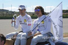 Roberto Merhi (ESP) Persson Motorsport; Jamie Green (GBR), Team HWA AMG Mercedes 30.09.2012. DTM Round 9 Sunday, Valencia, Spain