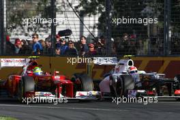 Felipe Massa (BRA), Scuderia Ferrari and Sergio Perez (MEX), Sauber F1 Team  18.03.2012. Formula 1 World Championship, Rd 1, Australian Grand Prix, Melbourne, Australia, Sunday