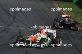 Paul di Resta (GBR), Sahara Force India Formula One Team leads Jean-Eric Vergne (FRA), Scuderia Toro Rosso  18.03.2012. Formula 1 World Championship, Rd 1, Australian Grand Prix, Melbourne, Australia, Sunday