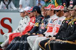 Sebastian Vettel (GER), Red Bull Racing and Jenson Button (GBR), McLaren Mercedes  18.03.2012. Formula 1 World Championship, Rd 1, Australian Grand Prix, Melbourne, Australia, Sunday