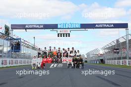 Drivers group picture 18.03.2012. Formula 1 World Championship, Rd 1, Australian Grand Prix, Melbourne, Australia, Sunday