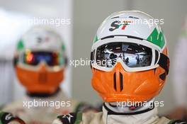 03.03.2012, Barcelona, Spain,  Sahara Force India Formula One Team pit stop crew - Formula 1 Testing, day 3 - Formula 1 World Championship