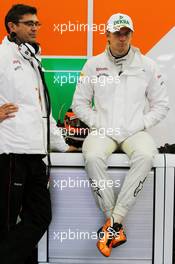(L to R): Bradley Joyce (GBR) Sahara Force India F1 Race Engineer with Nico Hulkenberg (GER) Sahara Force India F1. 31.08.2012. Formula 1 World Championship, Rd 12, Belgian Grand Prix, Spa Francorchamps, Belgium, Practice Day