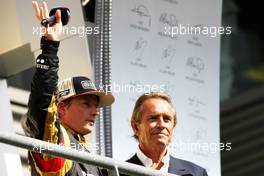 Kimi Raikkonen (FIN), Lotus F1 Team and Jacky Ickx (BEL) 02.09.2012. Formula 1 World Championship, Rd 12, Belgian Grand Prix, Spa Francorchamps, Belgium, Race Day
