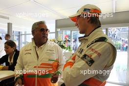 (L to R): Dr. Vijay Mallya (IND) Sahara Force India F1 Team Owner with fourth placed Nico Hulkenberg (GER) Sahara Force India F1. 02.09.2012. Formula 1 World Championship, Rd 12, Belgian Grand Prix, Spa Francorchamps, Belgium, Race Day