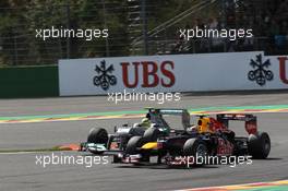 Mark Webber (AUS), Red Bull Racing and Nico Rosberg (GER), Mercedes AMG Petronas  02.09.2012. Formula 1 World Championship, Rd 12, Belgian Grand Prix, Spa Francorchamps, Belgium, Race Day