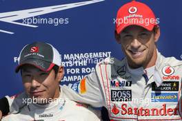 Kamui Kobayashi (JAP), Sauber F1 Team and Jenson Button (GBR), McLaren Mercedes  01.09.2012. Formula 1 World Championship, Rd 12, Belgian Grand Prix, Spa Francorchamps, Belgium, Qualifying Day