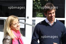 (L to R): Susie Wolff (GBR) Williams Test Driver with Toto Wolff (GER) Williams Executive Director. 01.09.2012. Formula 1 World Championship, Rd 12, Belgian Grand Prix, Spa Francorchamps, Belgium, Qualifying Day