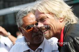 Dr. Vijay Mallya (IND) Sahara Force India F1 Team Owner and Sir Richard Branson (GBR) Virgin Group Owner 02.09.2012. Formula 1 World Championship, Rd 12, Belgian Grand Prix, Spa Francorchamps, Belgium, Race Day