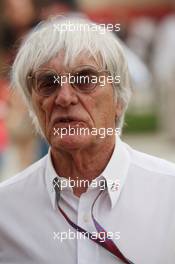Bernie Ecclestone (GBR) CEO Formula One Group (FOM). 20.04.2012. Formula 1 World Championship, Rd 4, Bahrain Grand Prix, Sakhir, Bahrain, Practice Day