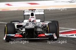 Kamui Kobayashi (JPN) Sauber F1 Team C31  20.04.2012. Formula 1 World Championship, Rd 4, Bahrain Grand Prix, Sakhir, Bahrain, Practice Day