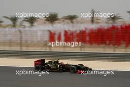 Romain Grosjean (FRA) Lotus F1 Team E20  20.04.2012. Formula 1 World Championship, Rd 4, Bahrain Grand Prix, Sakhir, Bahrain, Practice Day